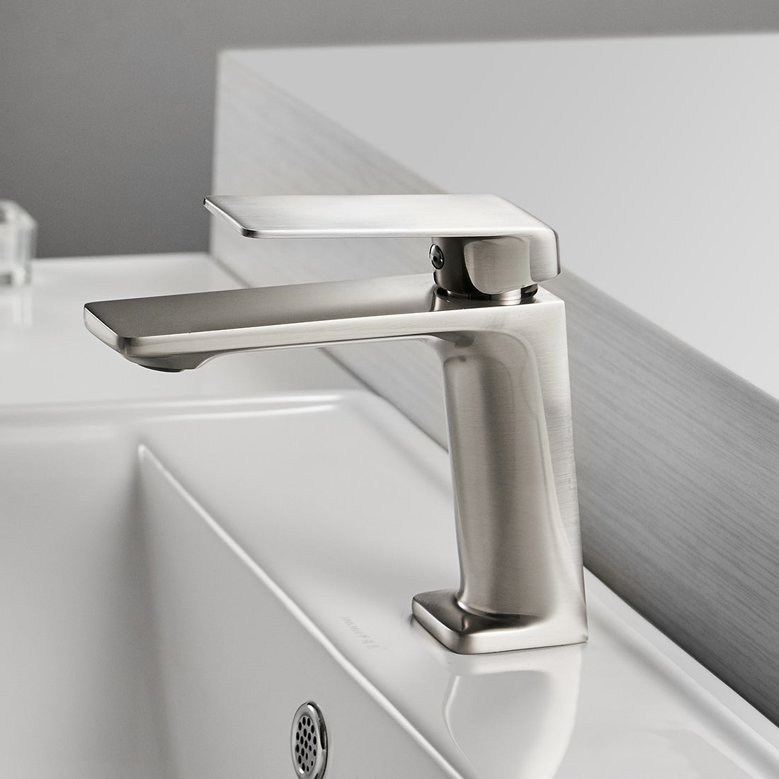 Single Handle Bathroom Faucet ORB Brushed Nickle Gold Centerset Brass Bathroom Sink Faucet